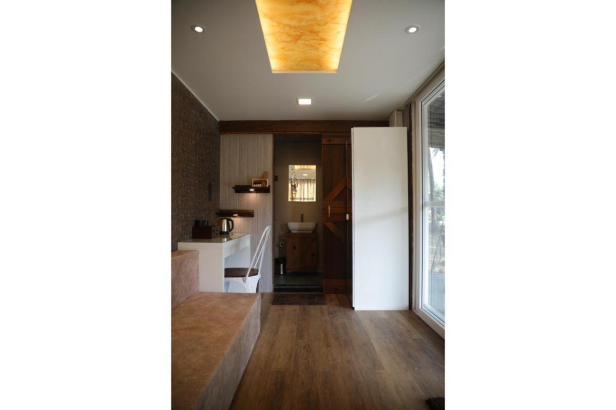 Out Of Box Living Kashid,Murud Exterior photo