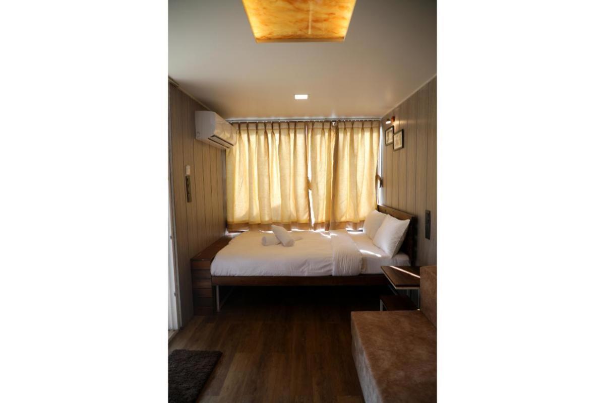 Out Of Box Living Kashid,Murud Exterior photo